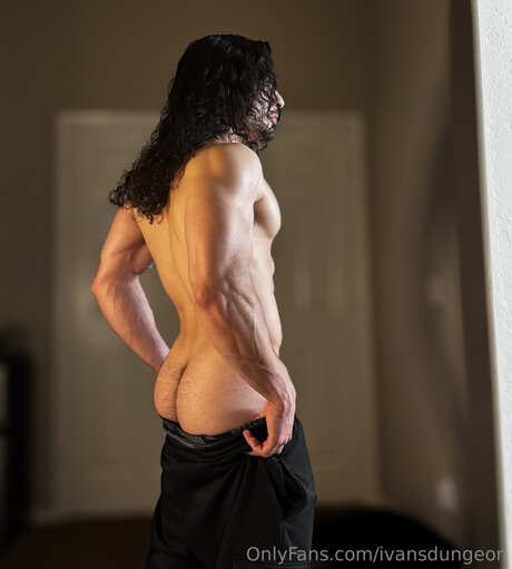 Ivansdungeon model xxx galleries