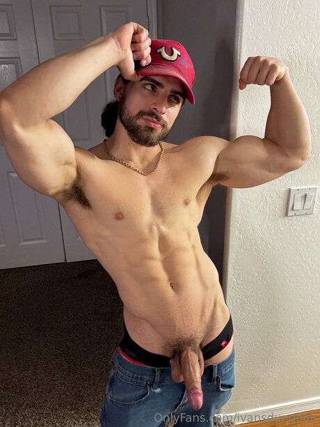 Ivansdungeon model nudes photos