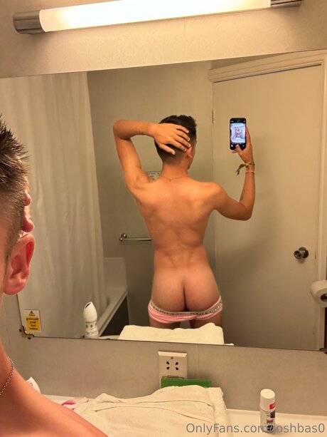 Joshbas0 model nude images
