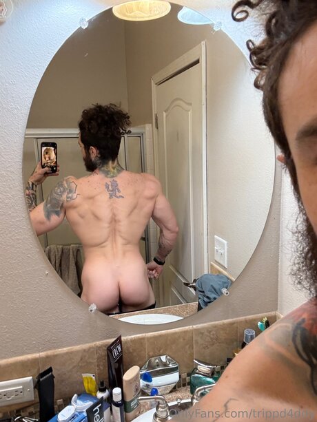 Trippd4ddy model hot pic