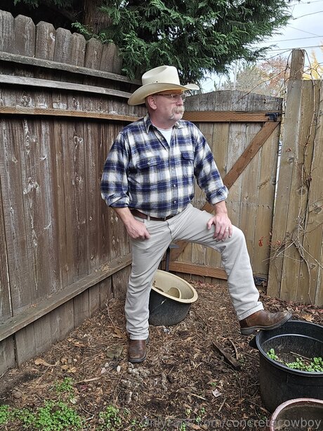 Concretecowboy modelo desnudos galerías