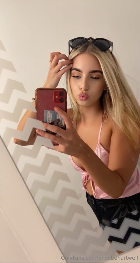 Phoebehartwell erotic pornstar pictures