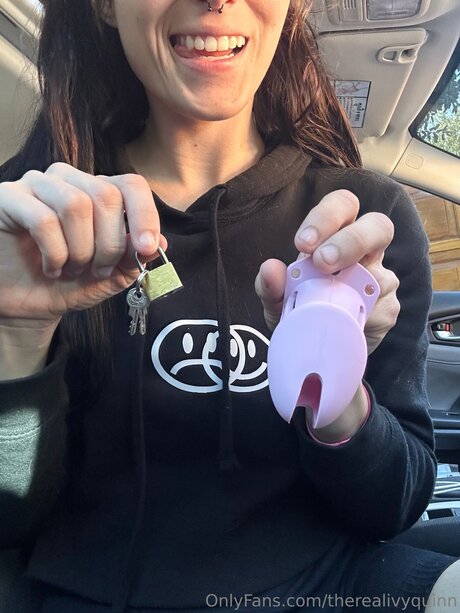 Ivyquinn Tv modelo gratis fotos