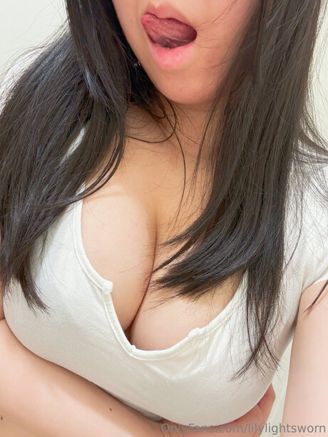 Lilylightsworn beautiful pornstar gallery