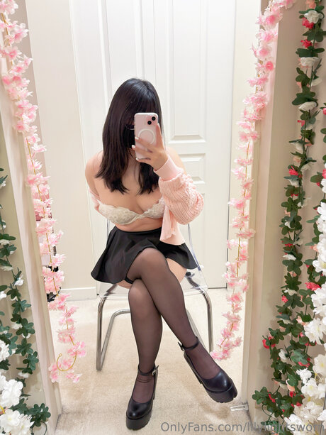 Lilylightsworn étoile nue galerie