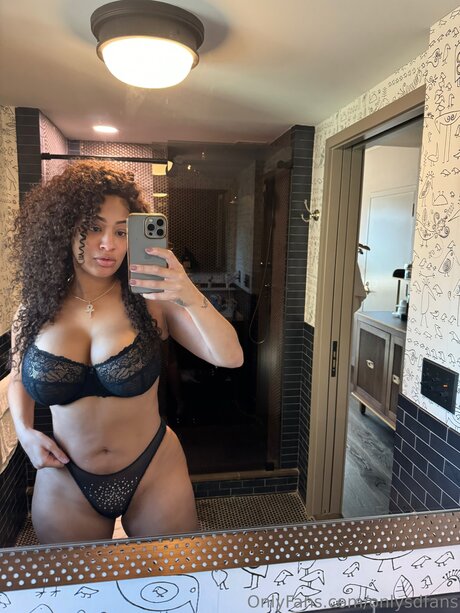 Onlysdfans modelo de arte imagen