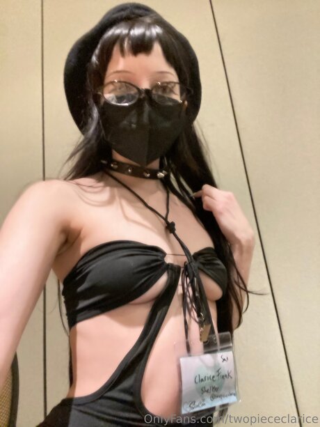Twopiececlarice model exclusive picture