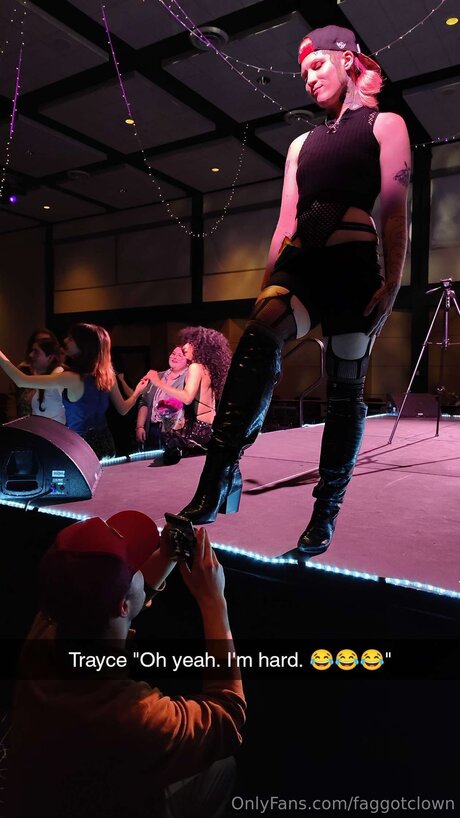 Faggotclown sexo estrella galería