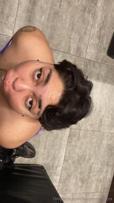Haremmasterx model erotic picture