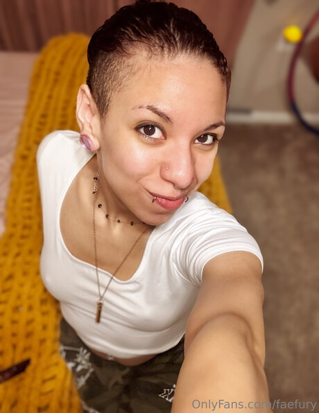 Faefury nus étoiles images