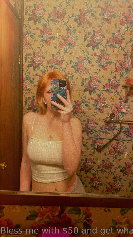 Lil Nasty Tay nus étoiles img