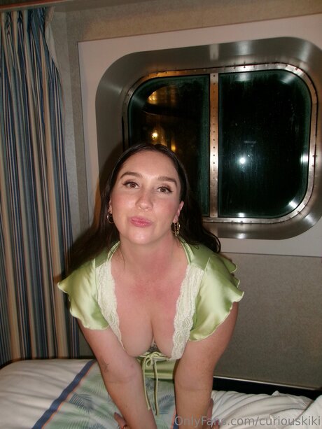 chatte latine grosse OnlyFans jolie adulte galeries