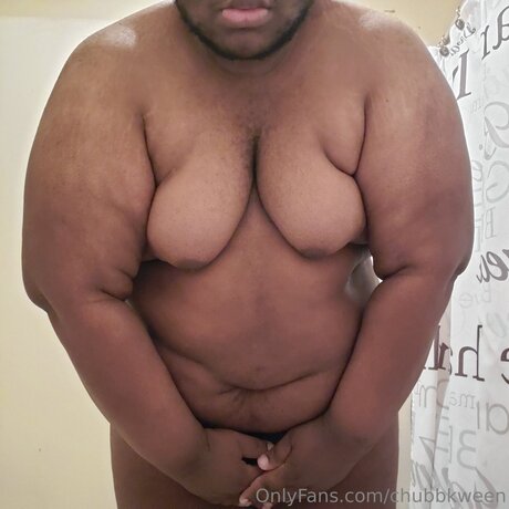Chubbkween nice model pictures