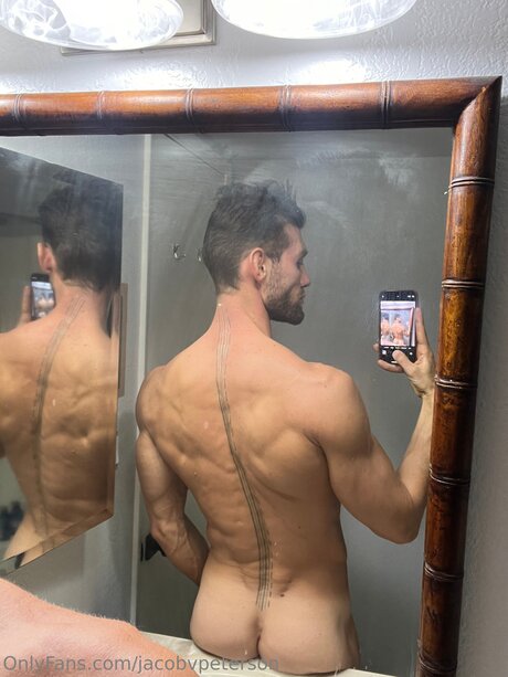 Jacobvpeterson bonita estrella porno imagen