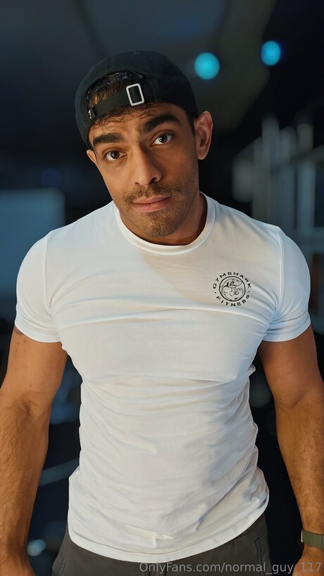 Normal Guy 117 modèle artistique images