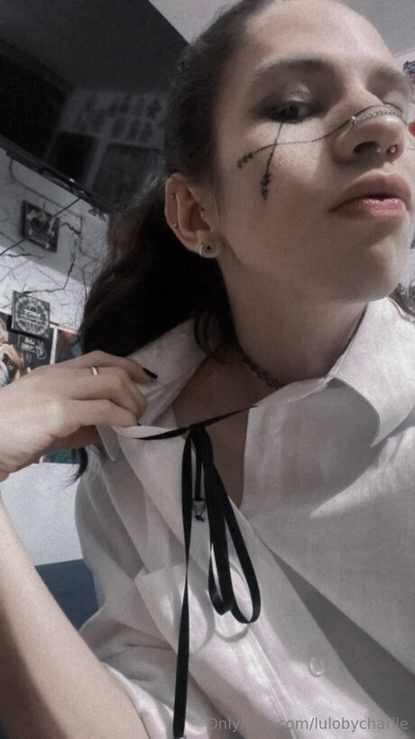 Lulobycharlie modelo bonita archivo