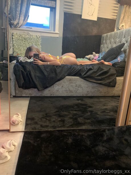 Taylorbeggs Xx actrice xxx photos