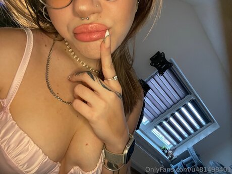 Lula Koten pornstar exclusive image
