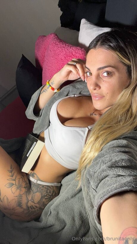 Brunitaonly modèle archive