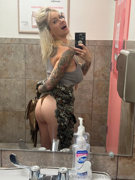 Darcidarlin nudes model pic