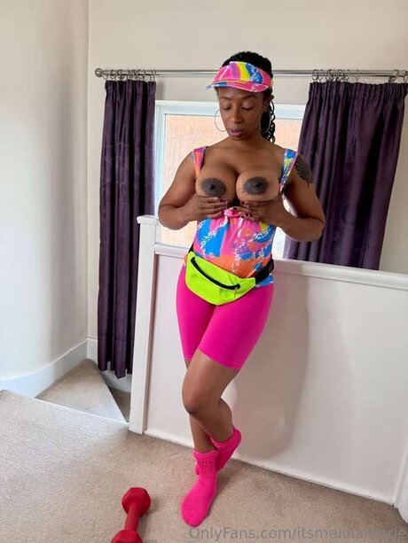 Itsmelolamarie desnudos estrella foto