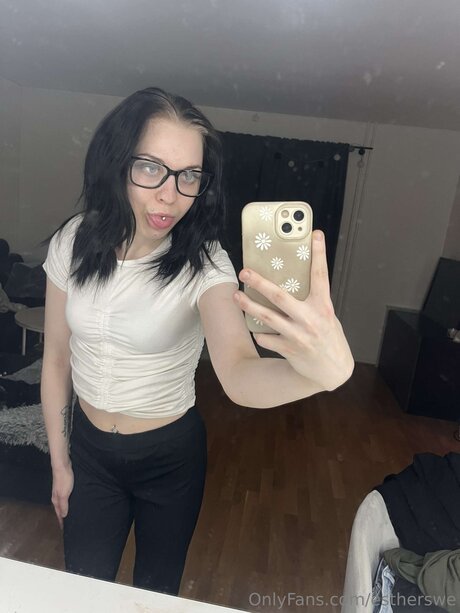 Estherswe sexy model images