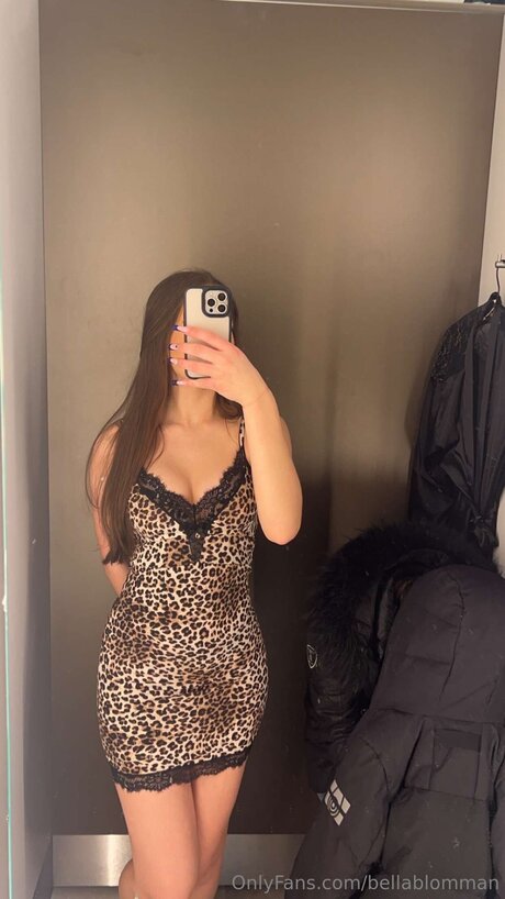Bellablomman erotic pornstar photo