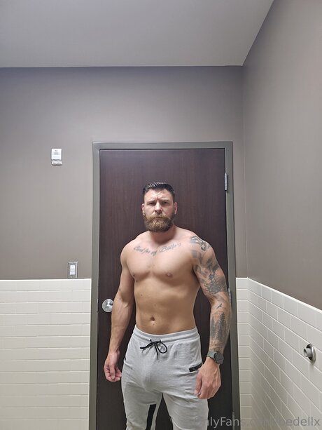 Bedellx actrice artistique galeries