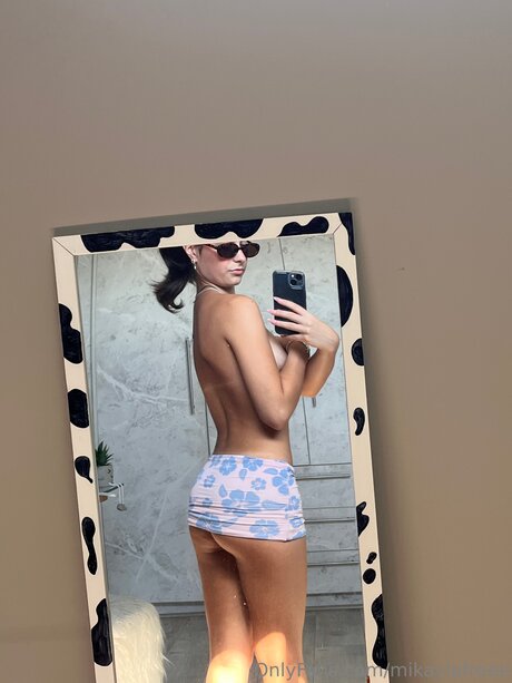 Mikaylafreee estrella porno xxx imágenes