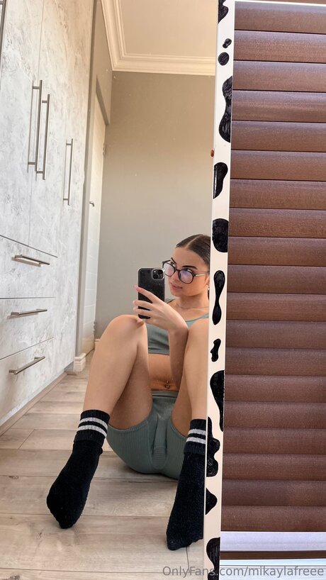 Mikaylafreee buena actriz galerías