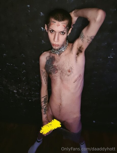 Daaddyhott modèle chaud img