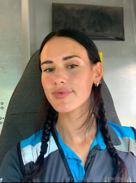 Asmrwitholivia bonita actriz foto