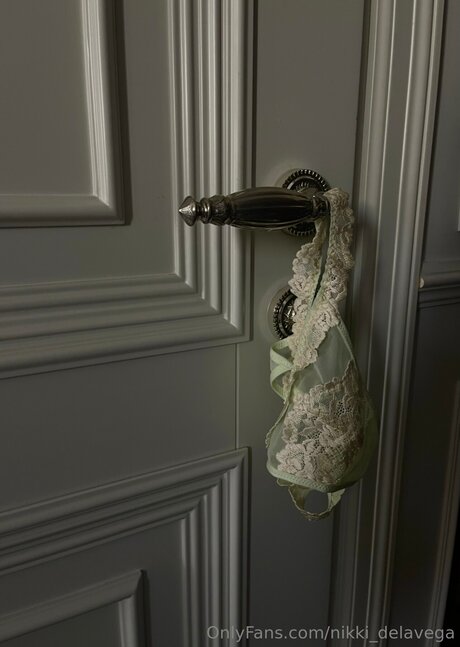 Nikki Delavega modèle de haute qualité galeries