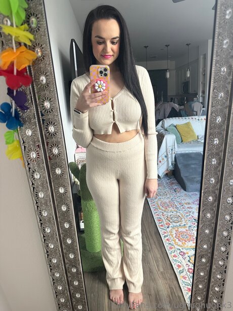 Ughughughx3 star pornographic photos
