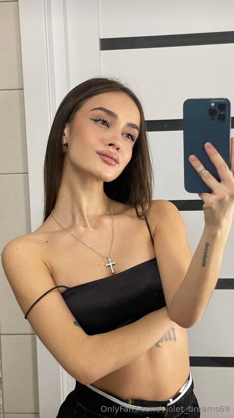 Violet Dreams69 pornstar free image