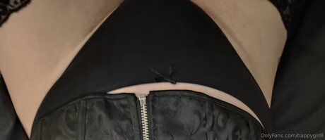 Happygirlll modelo archivo