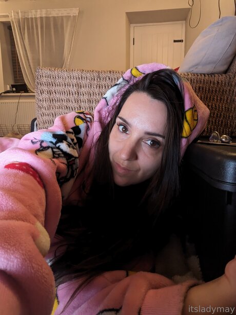 Itsladymay modèle porno image