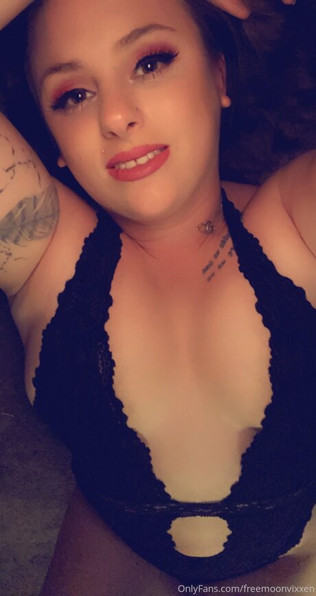 Freemoonvixxen modèle porno archive