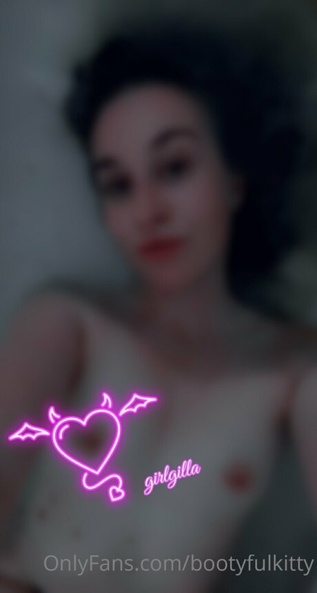 Bootyfulkitty modelo xxx galerías