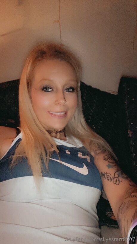 Skyestarr0507 pornstar hot pics