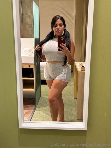 Keshaortegavip buen modelo imágenes