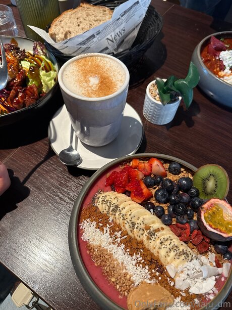 Liaju Dm star du porno parfaite photos