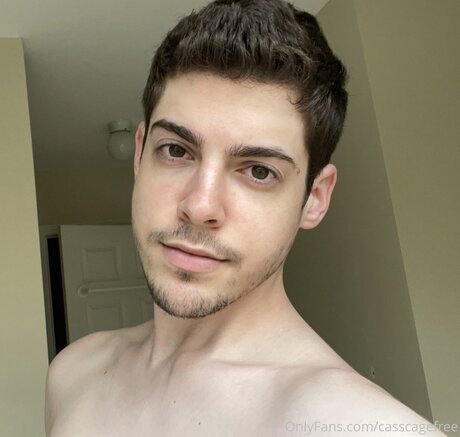 Casscagefree modelo bonita imagen