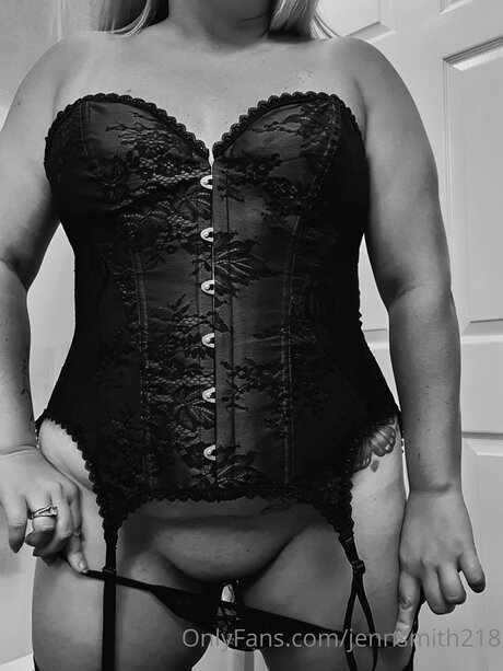 Jennsmith218 model nudes img
