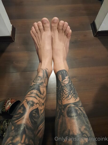 Nicoink modelo erótico archivo