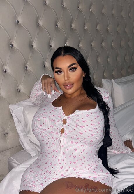 Elliechloe beau modèle des photos