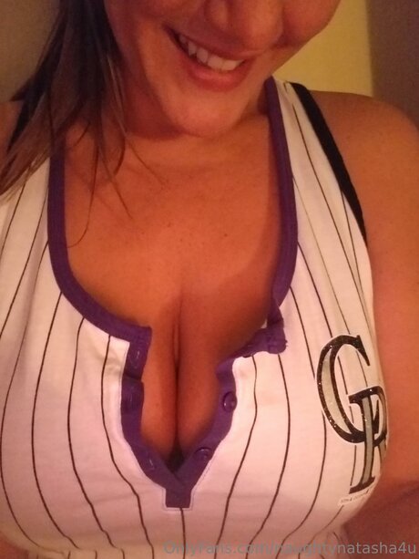 Naughtynatasha4u star du porno en haute qualité galeries