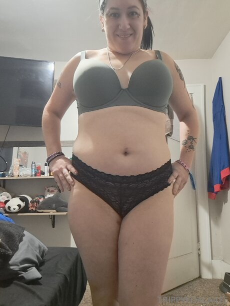 Trippykoala425 model nude pics