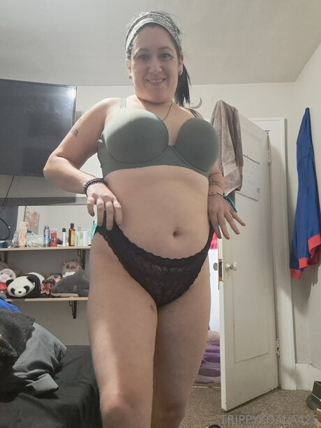 Trippykoala425 actriz de arte imágenes