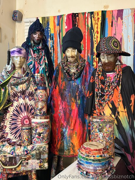 Ébano tetas grandes onlyfans desnudos porno galerías